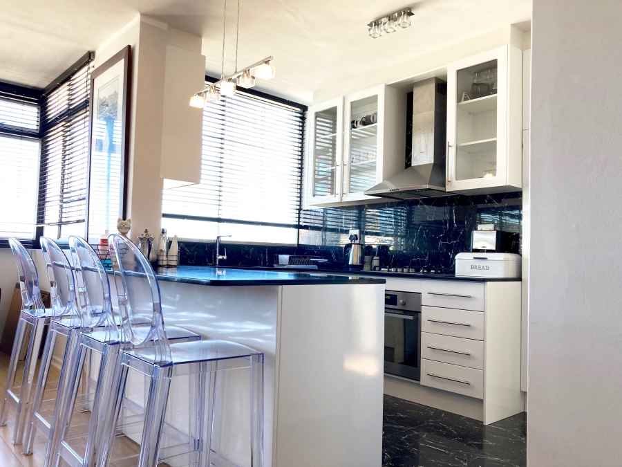 To Let 2 Bedroom Property for Rent in Claremont Upper Western Cape